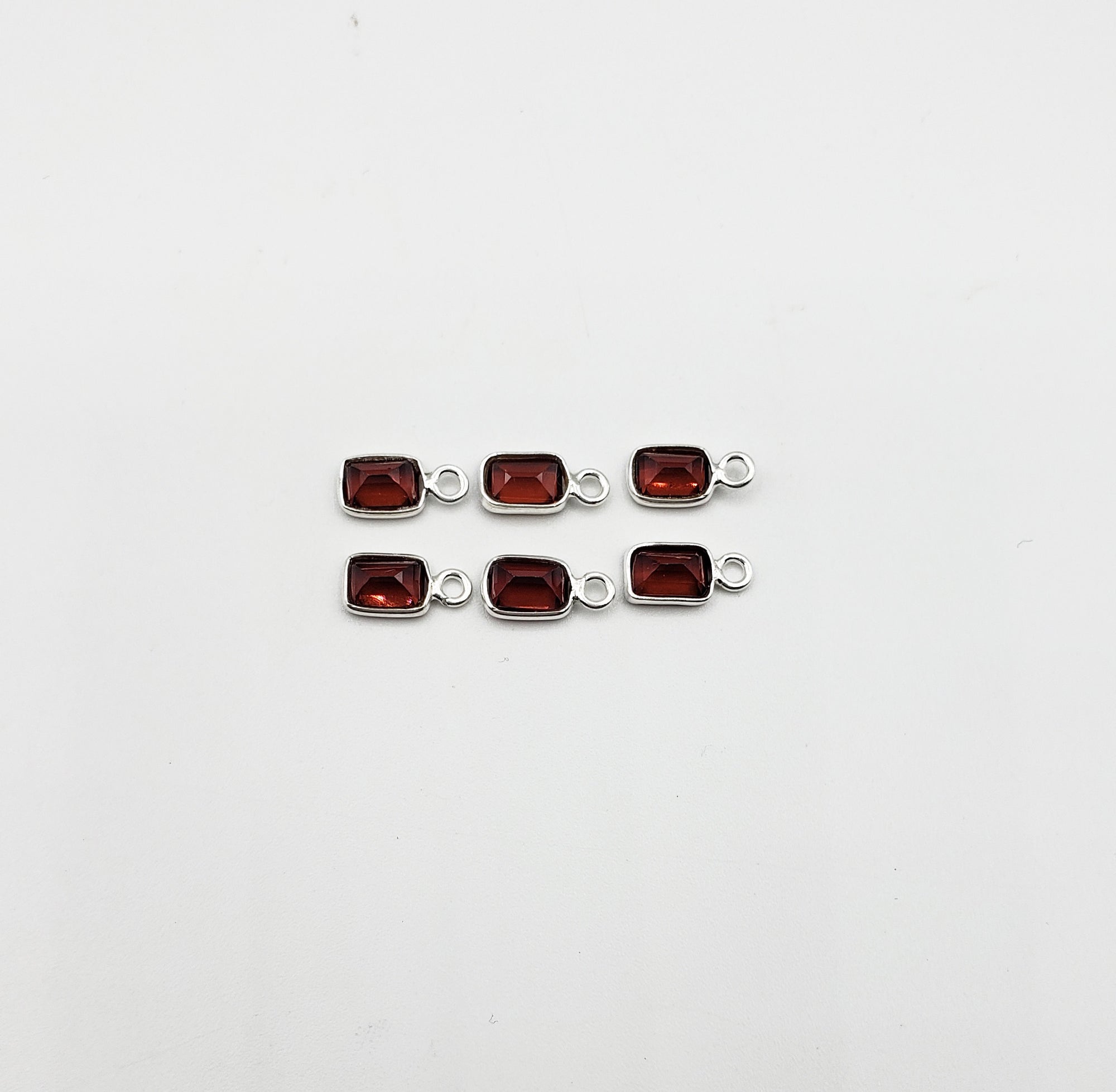 Garnet Bezel Rectangle Shape 7x5mm , Single  Connector, Garnet Bezel, Garnet Charm, 925 Sterling Silver