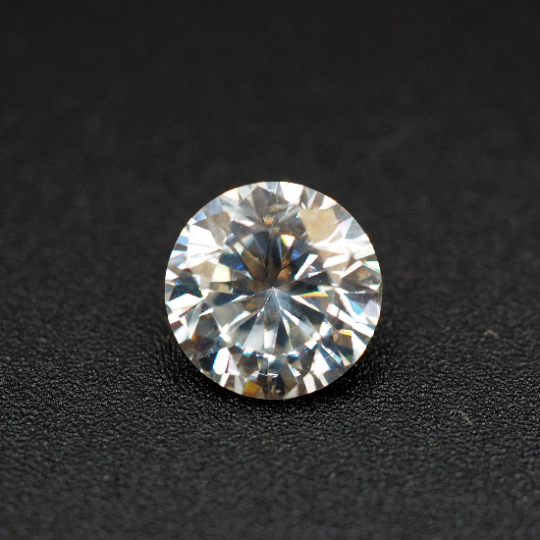 Loose Moissanite Round Shape 9 mm Single Piece Approximately 2.42 Carat (