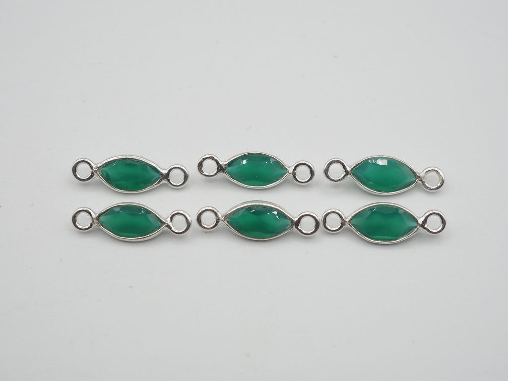 Green Onyx Silver Bezel 7x4 mm, Double Connector, Approximately 7.95 carat (GTG-SBO-1)