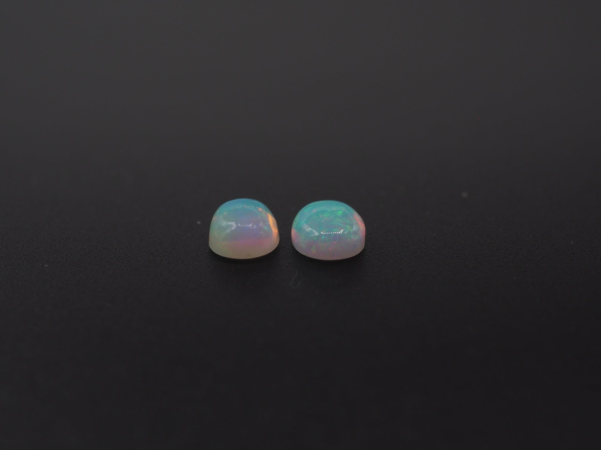 Ethiopian Opal Oval Shape 8x6 mm  Approximately 1.68 Carat , 2 Pieces (GTG-OP-184)