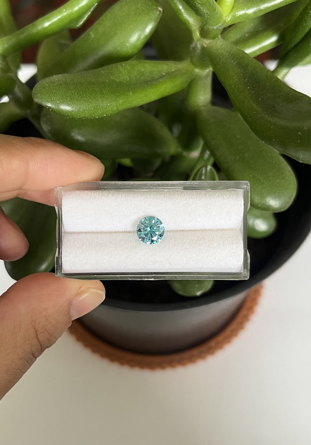 Moissanite Faceted Round Shape 7.9mm Approximately 1.66 Carat