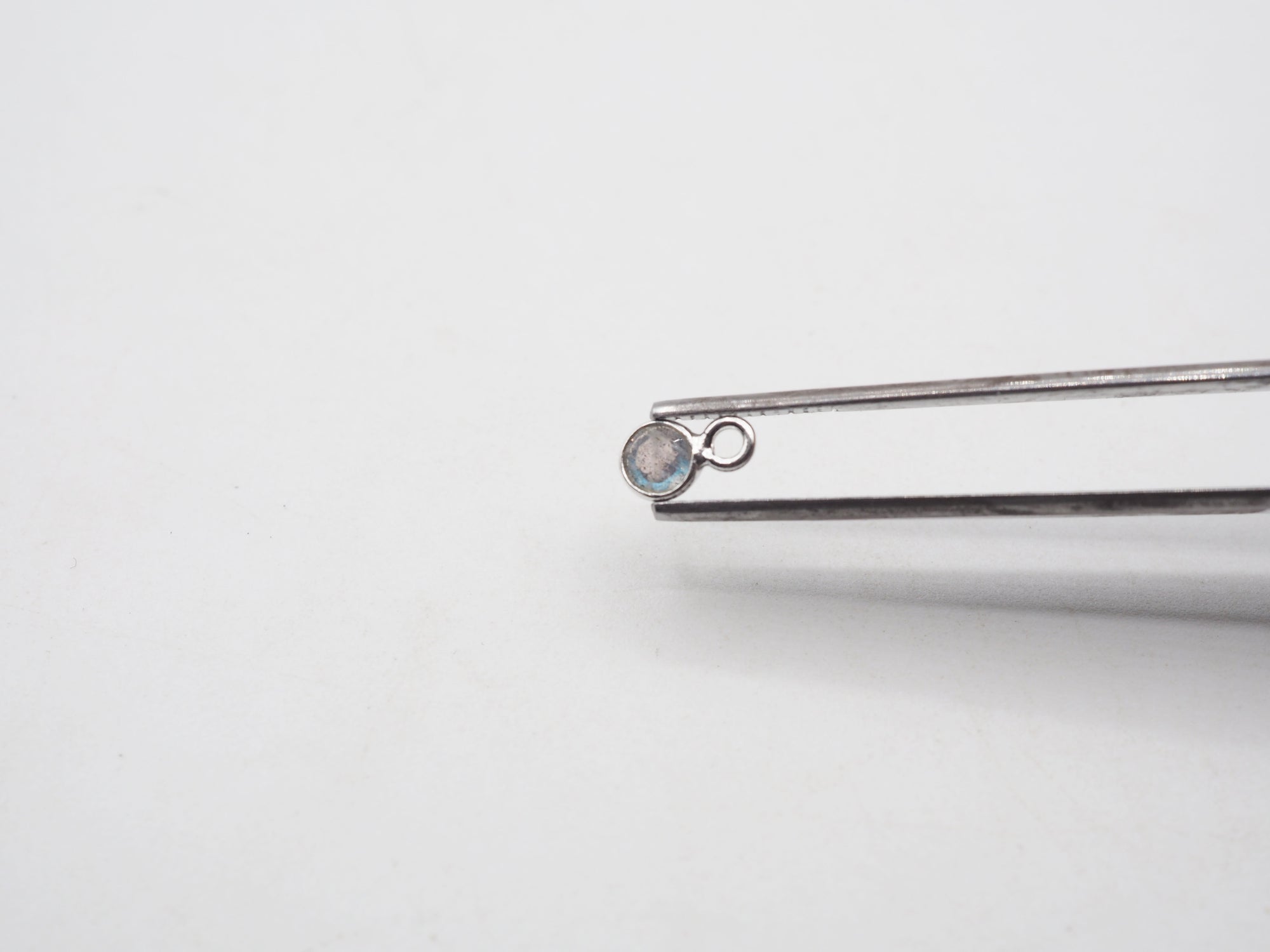 Labradorite Silver Bezel 4mm, Single Connector, Labradorite Charm
