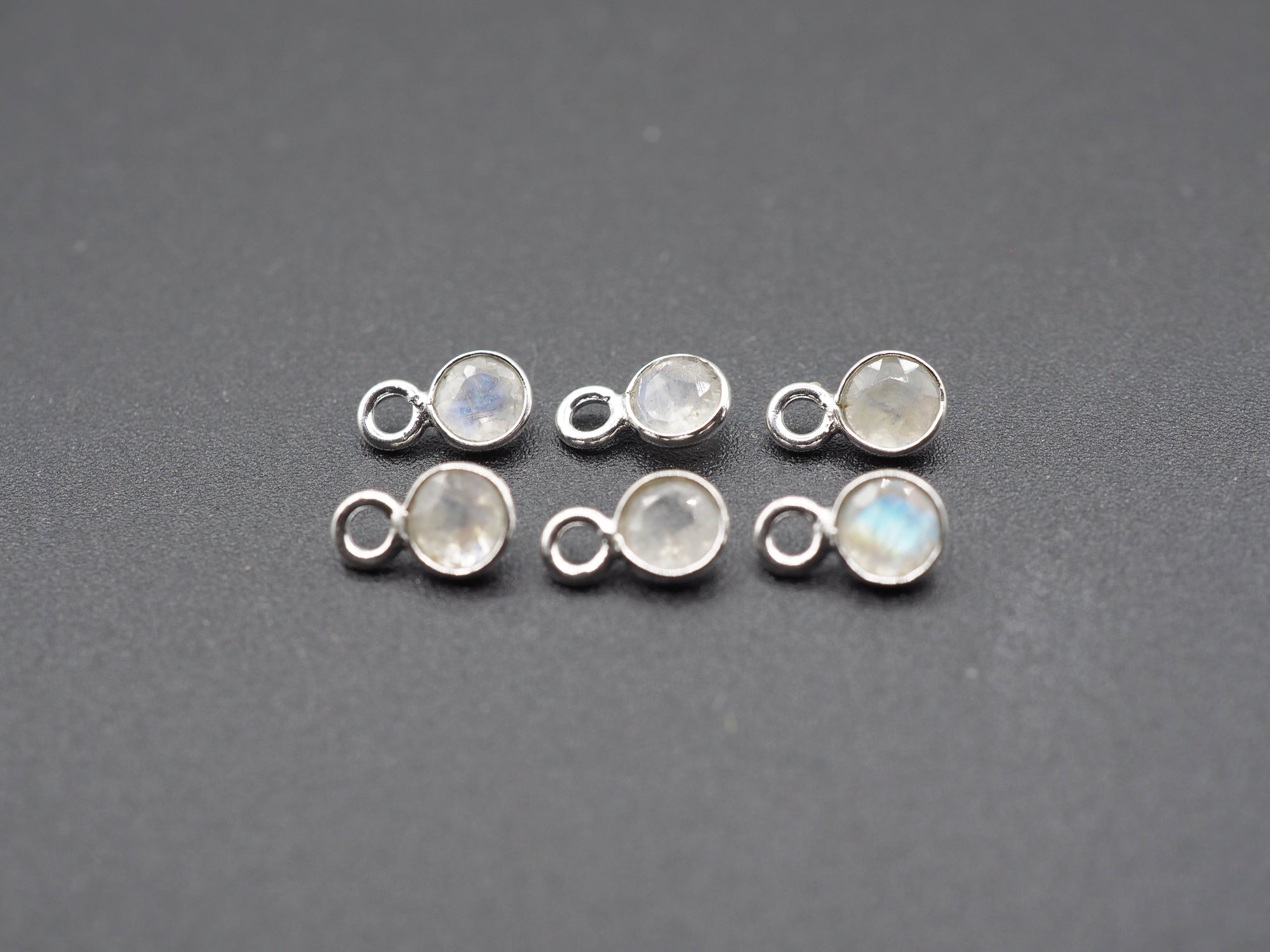 Rainbow Moonstone Silver Bezel 4mm,Single Connector, Silver Bezel