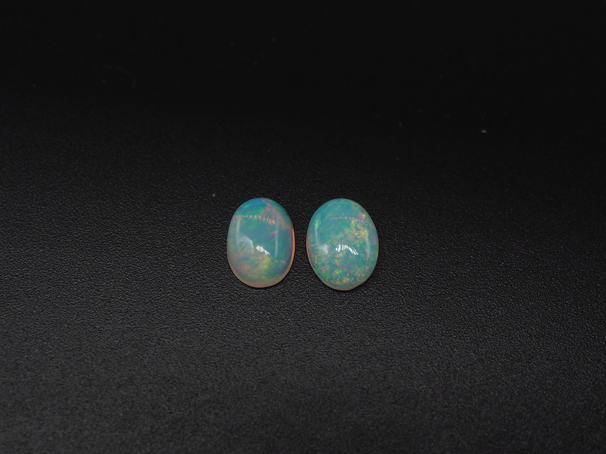 Ethiopian Opal Oval Shape 8x6 mm  Approximately 1.68 Carat , 2 Pieces (GTG-OP-184)