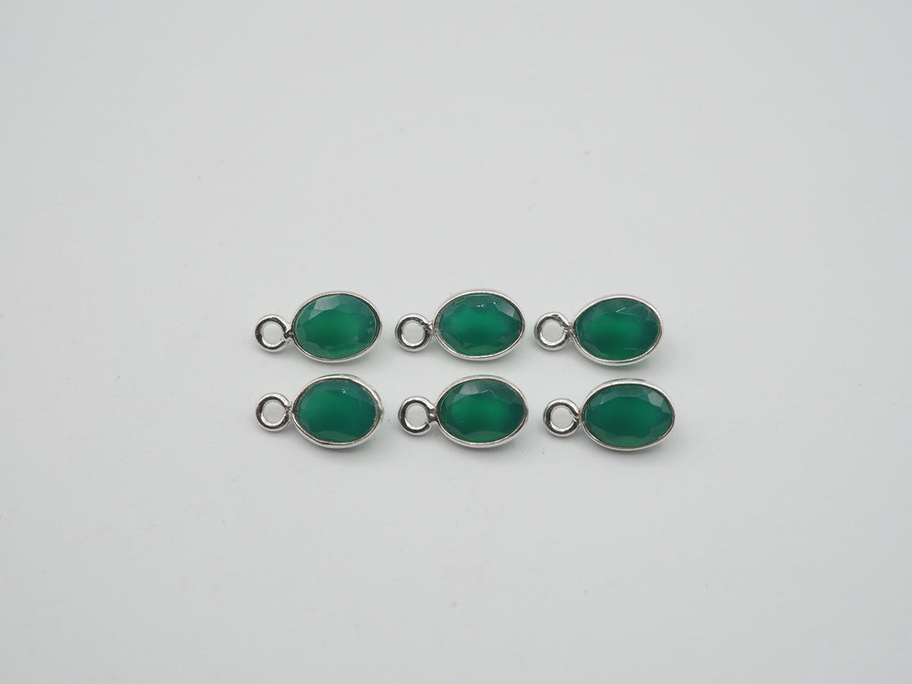 Green Onyx Silver Bezel 7x5 mm, Single Connector, Approximately 8.06 carat (GTG-SBO-3)