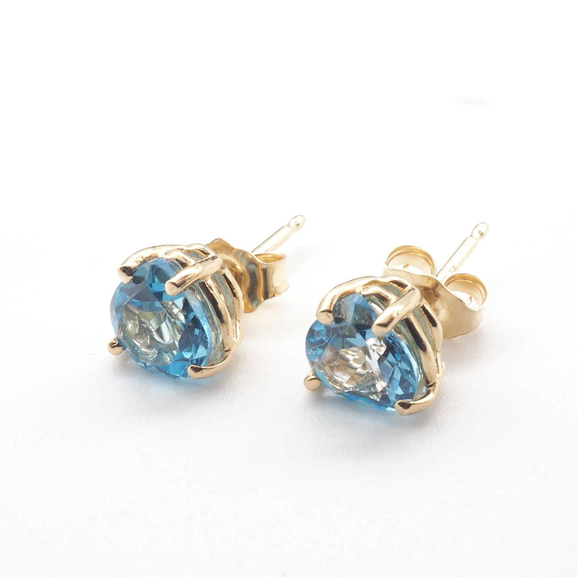 Apatite  Heart shape  Stud Earrings in 14K Yellow  Gold