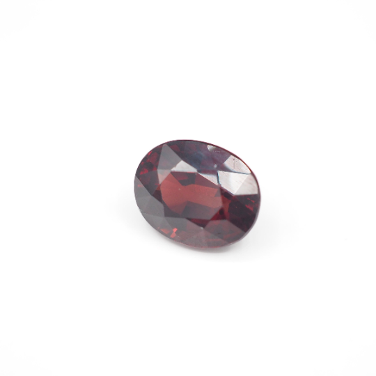 Rhodolite Garnet Oval Shape 11 x 8.5 x 6.7 mm Single Piece Approximately 5.60 Carat