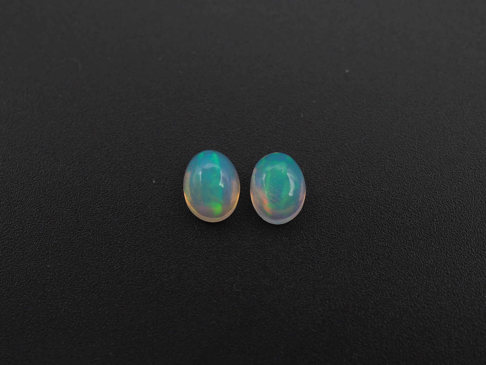 Ethiopian Opal Oval Shape 8x6 mm  Approximately 1.86 Carat , 2 Pieces (GTG-OP-183)