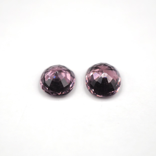 Color Change Garnet Oval 6.5 x 5.5 x 3.5 mm  Matching Pair