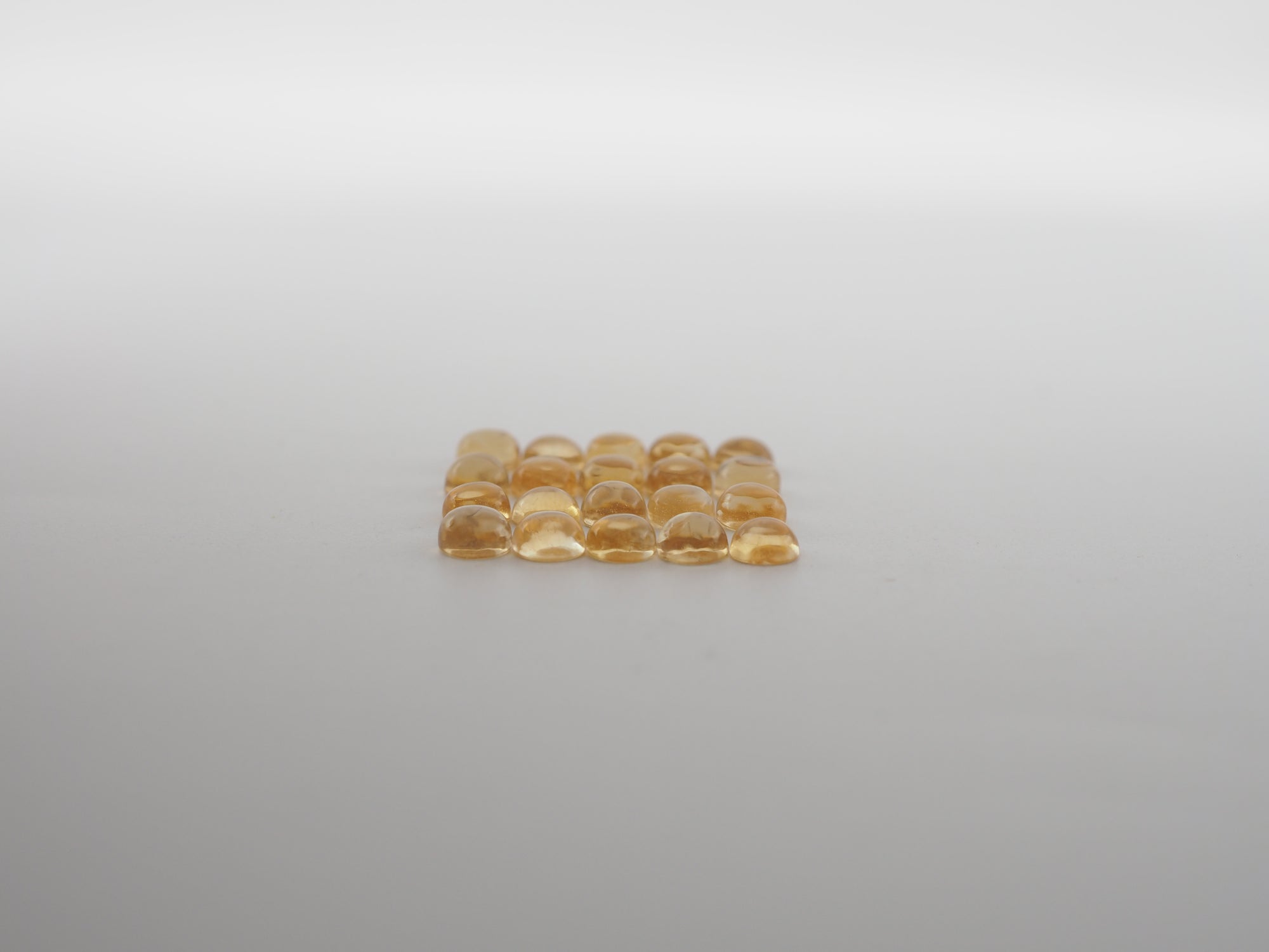 Citrine Cabochon Round 4 mm Approximately 6 Carat, 20 Pieces (GTG-CT-41)