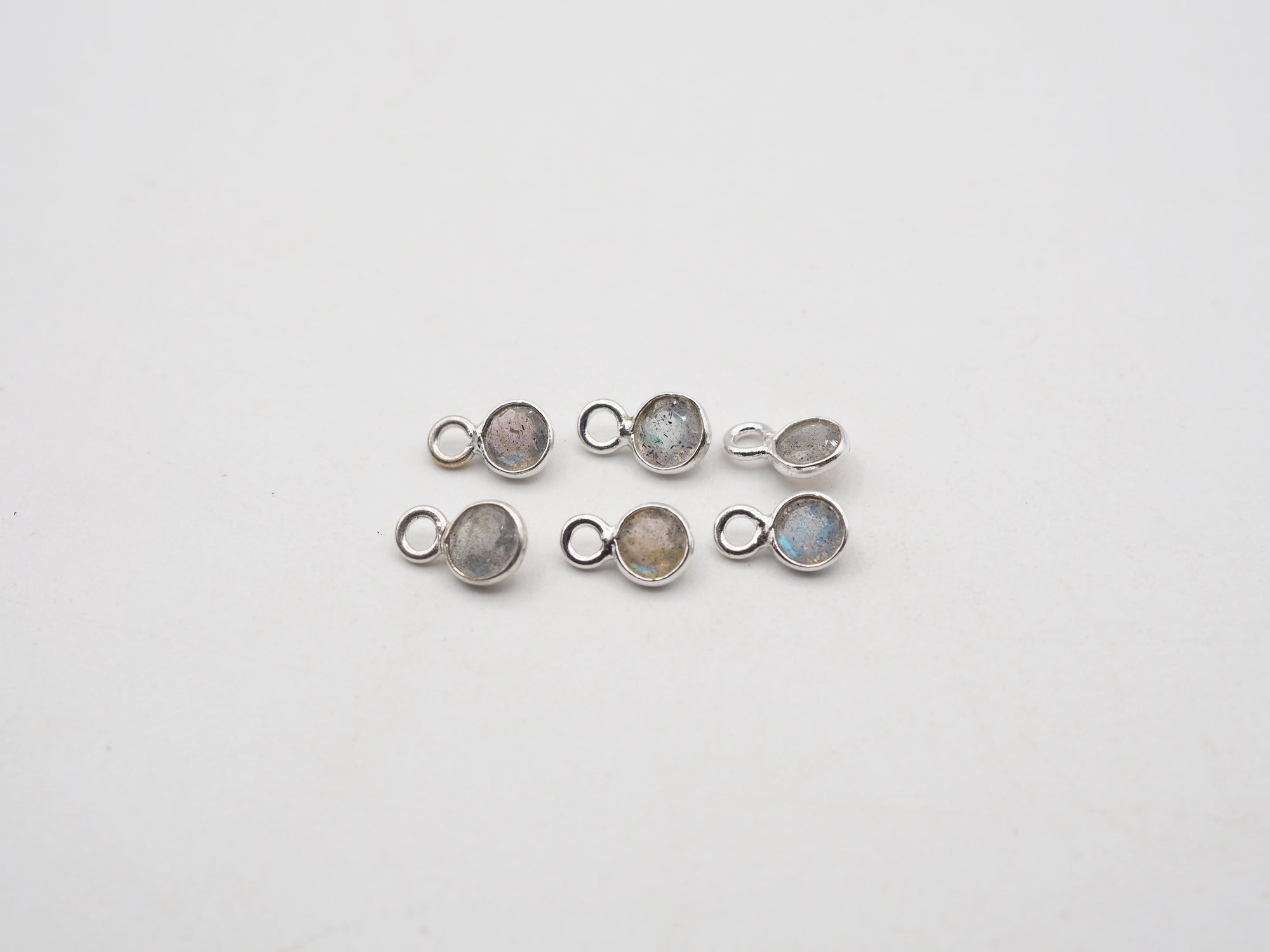 Labradorite Silver Bezel 4mm, Single Connector, Labradorite Charm