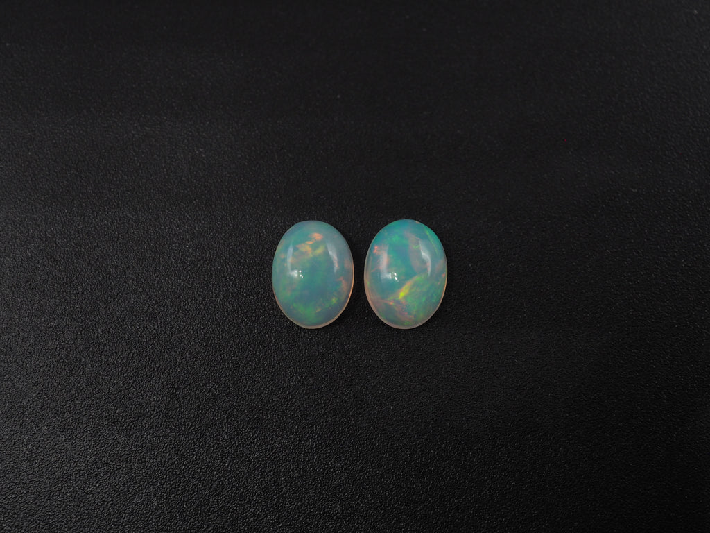 Ethiopian Opal Oval Shape 8x6 mm  Approximately 1.80 Carat , 2 Pieces (GTG-OP-175)
