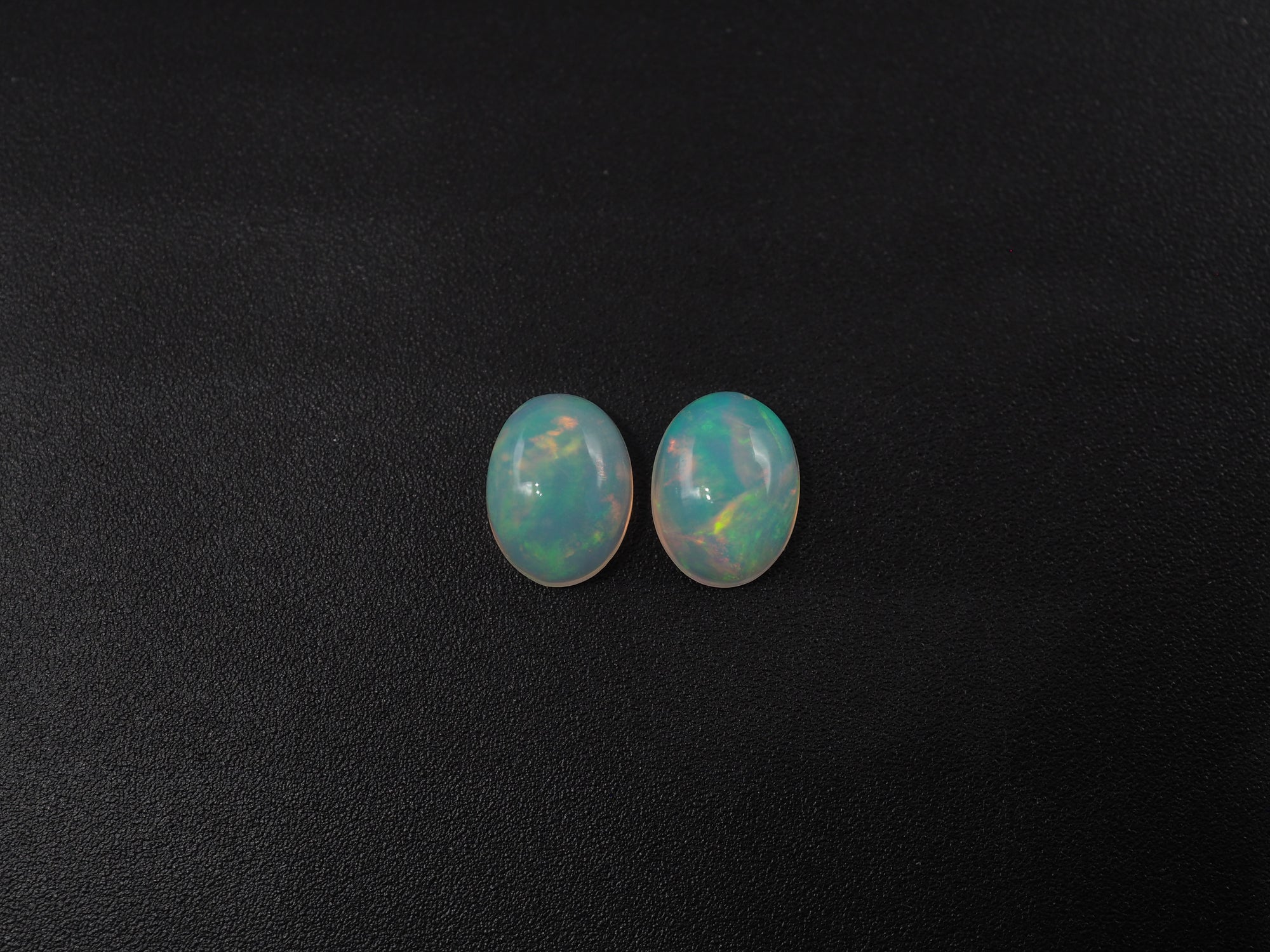 Ethiopian Opal Oval Shape 8x6 mm  Approximately 1.80 Carat , 2 Pieces (GTG-OP-175)