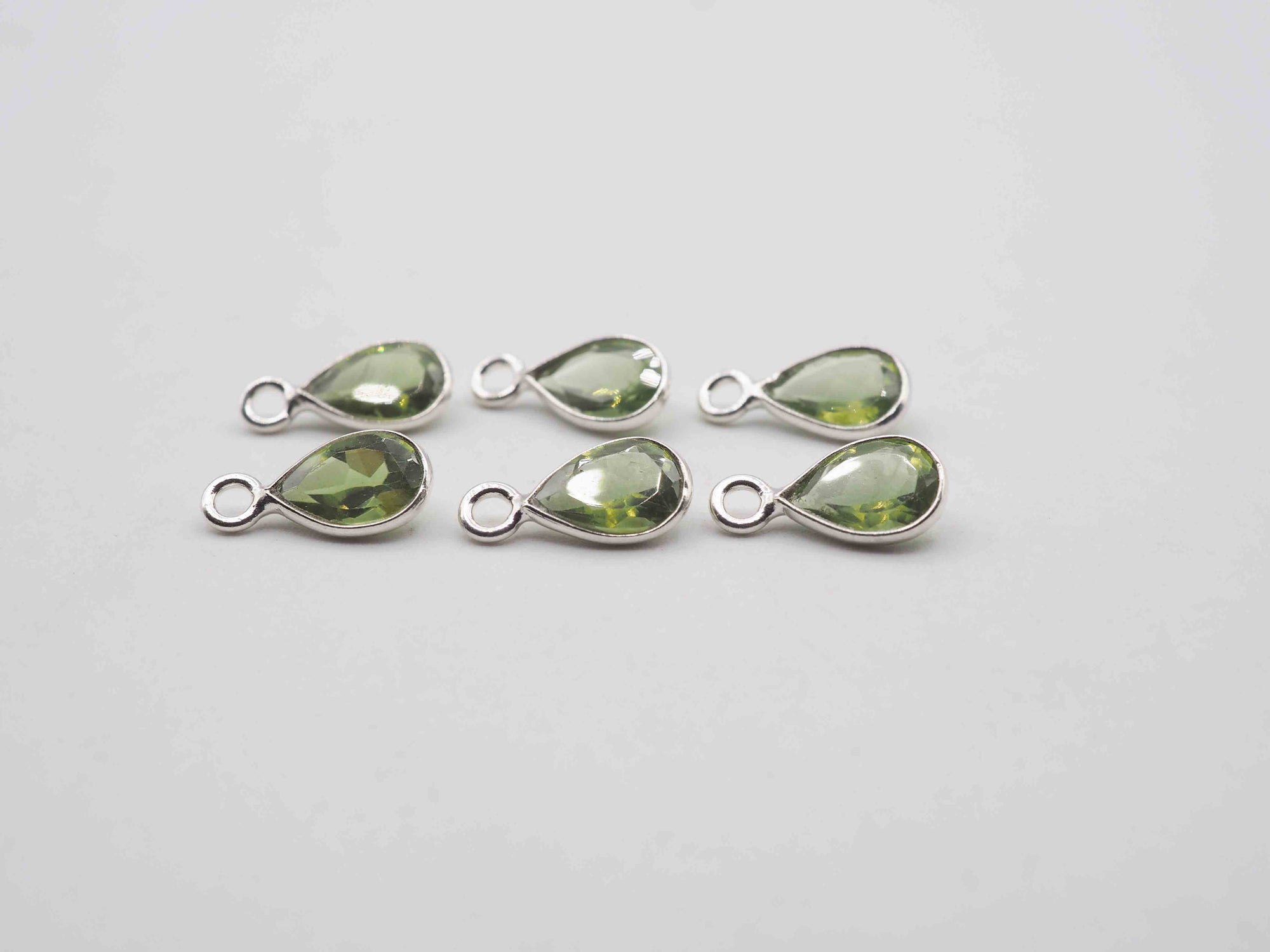 7x5mm Peridot Silver Bezel, Single Connector, Peridot Bezel, Peridot Charm