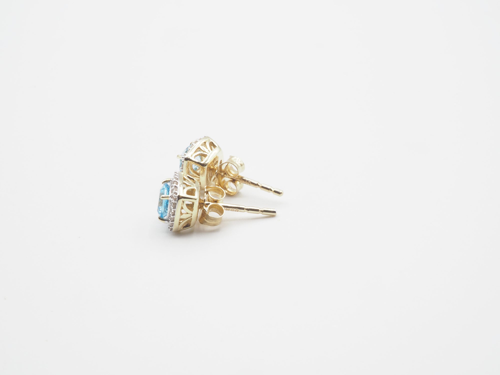 10K Yellow Gold and Diamond Blue Topaz Stud