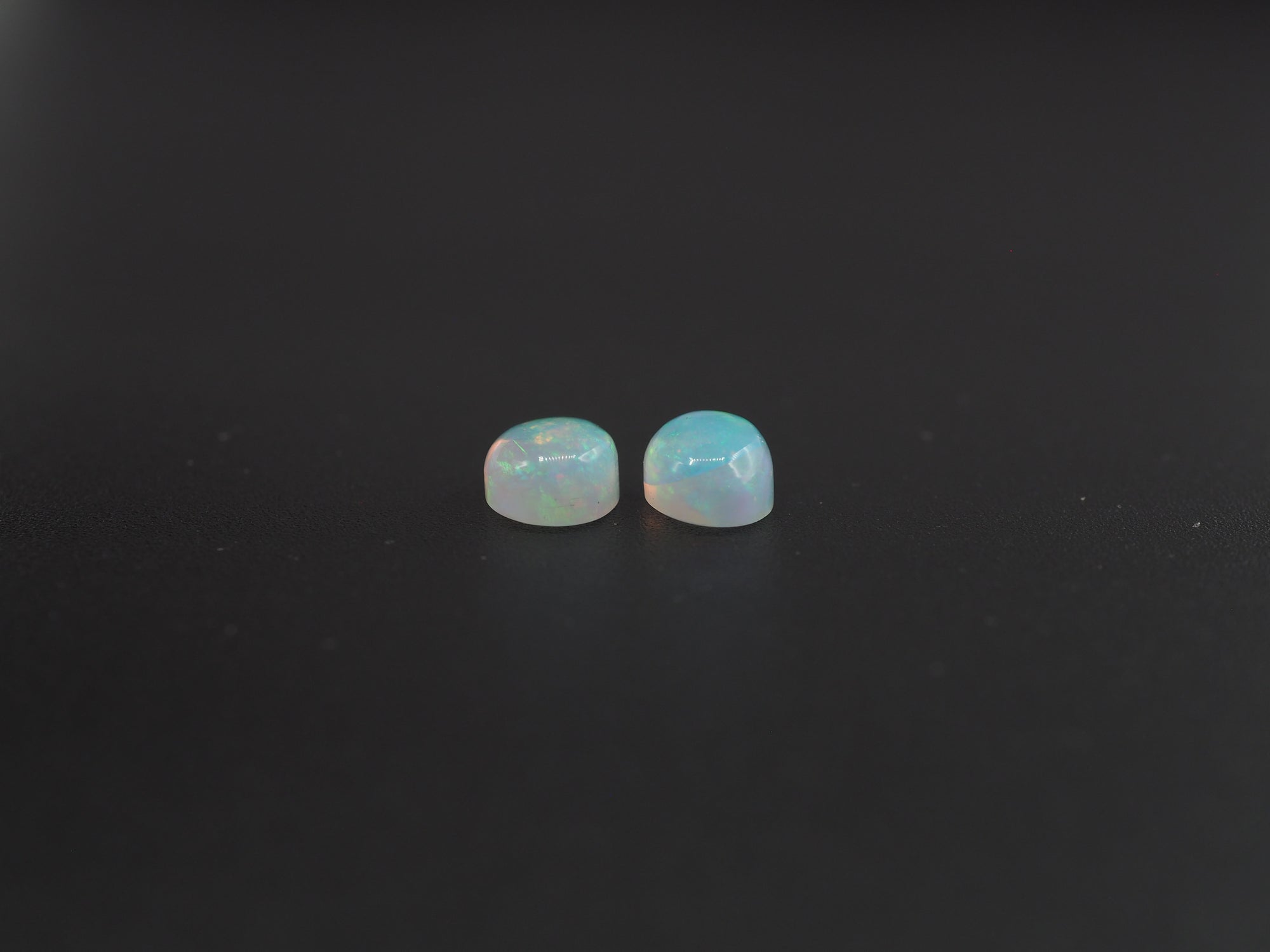 Ethiopian Opal Oval Shape 8x6 mm  Approximately 2.09 Carat , 2 Pieces (GTG-OP-178)