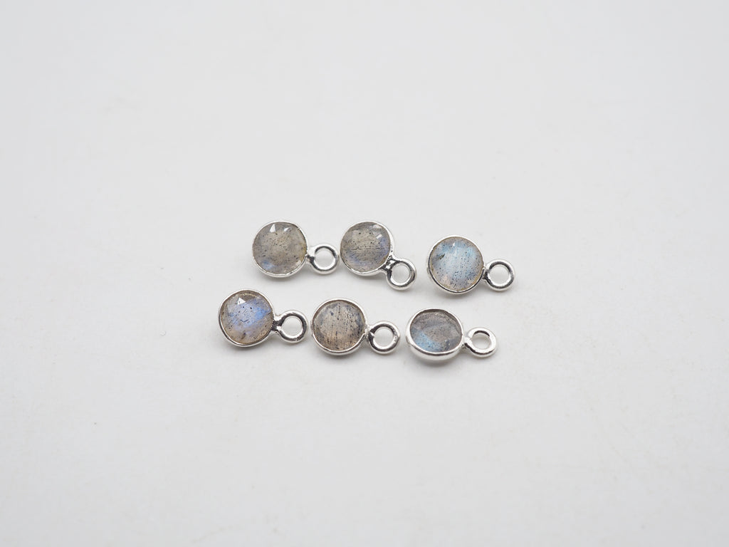 Labradorite Silver Bezel 5mm, Single Connector, Labradorite Charm (GTG-SBL-06)