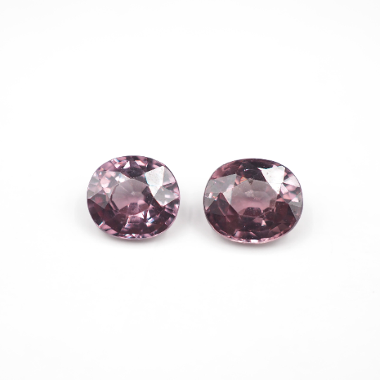 Color Change Garnet Oval 6.5 x 5.5 x 3.5 mm  Matching Pair