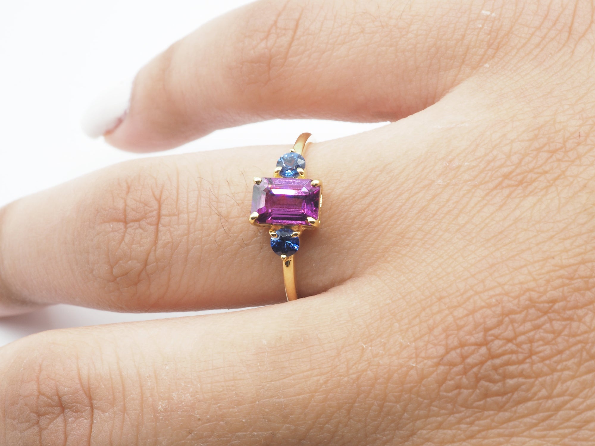 18k Yellow Gold Purple Garnet and Blue Sapphire Ring