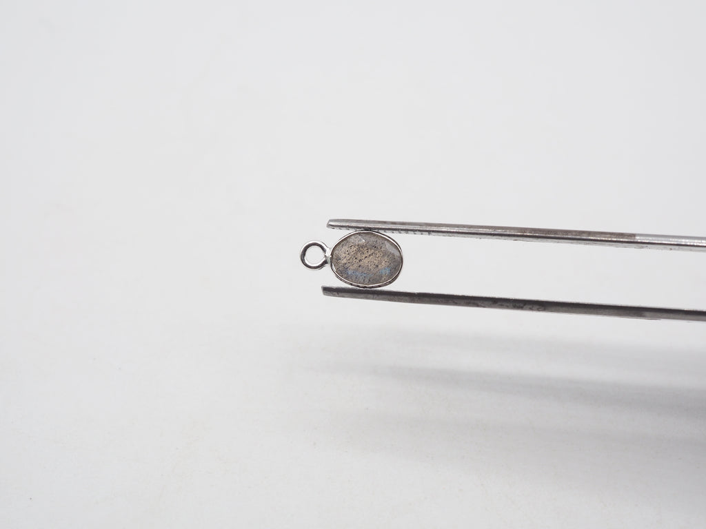 Labradorite Silver Bezel 7x5mm, Single Connector, Labradorite Charm
