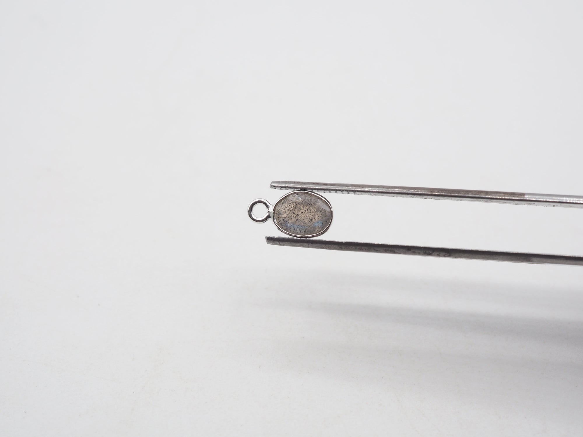 Labradorite Silver Bezel 7x5mm, Single Connector, Labradorite Charm