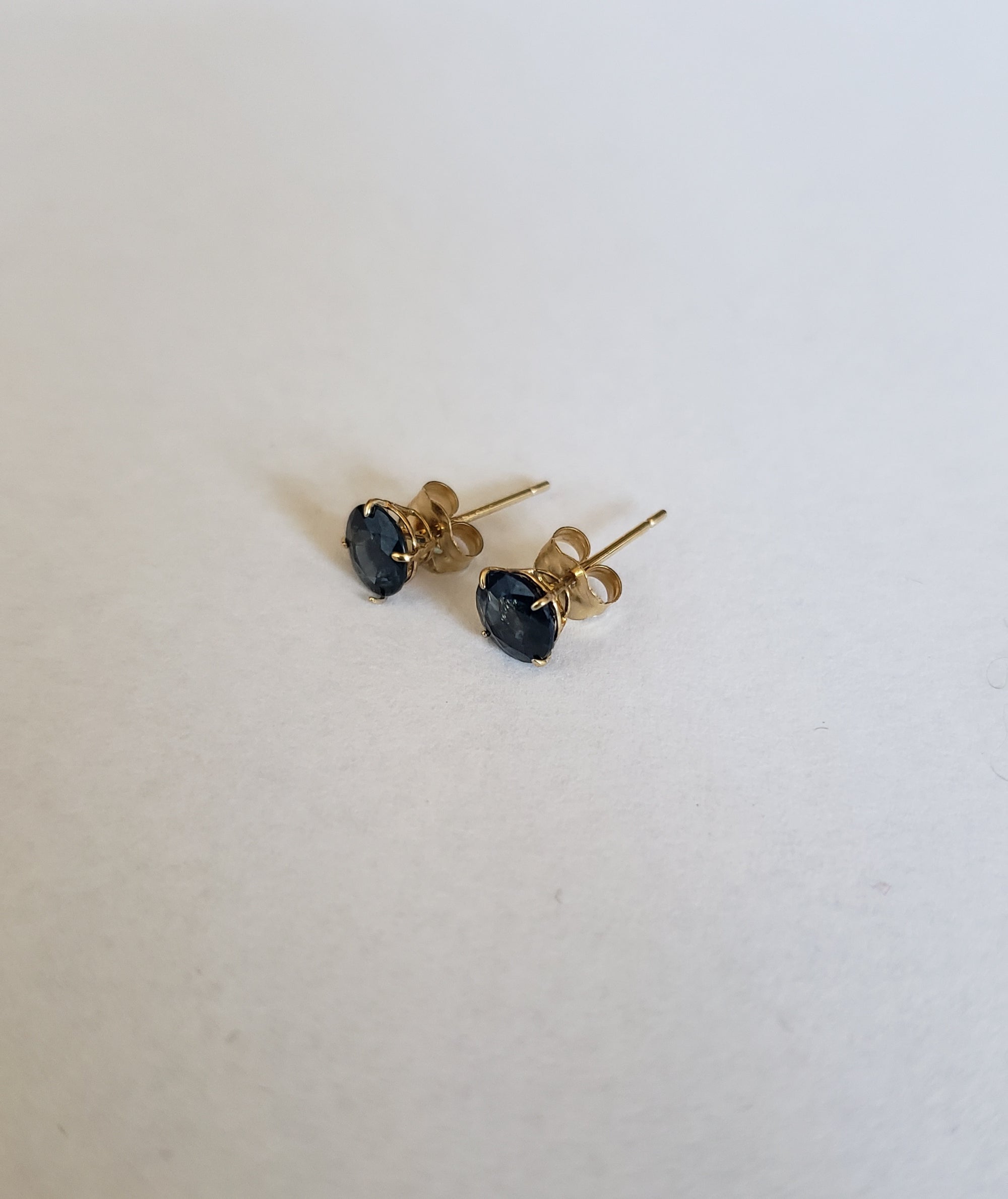 14K Yellow Gold Blue Sapphire 5mm Stud, Birthstone Stud
