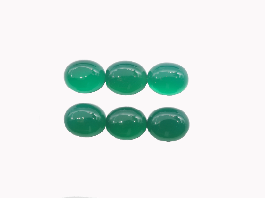 Green Onyx Oval cabs 11x9mm Approximately 18.18 Carat