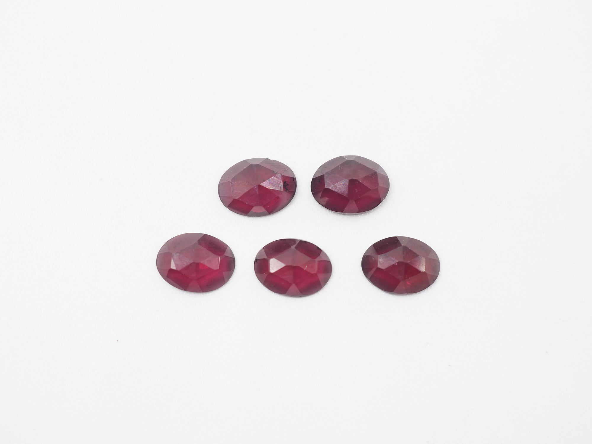 Rose cut Garnet 8x6 mm Approximately 6.60 Carat