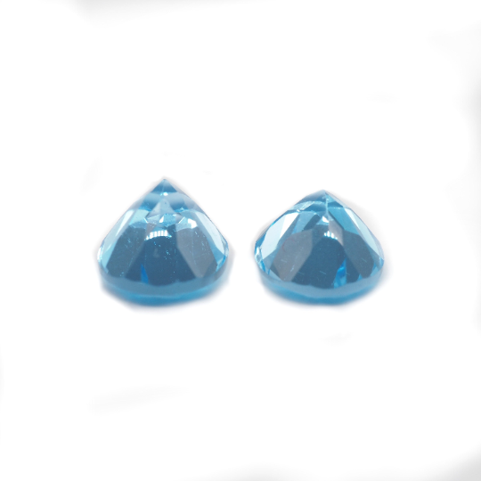 Swiss Blue Topaz Oval Shape 10 x 8 x 3.5 mm & 10 x 8 x 4.5 mm Approximately 6.23 Carat,