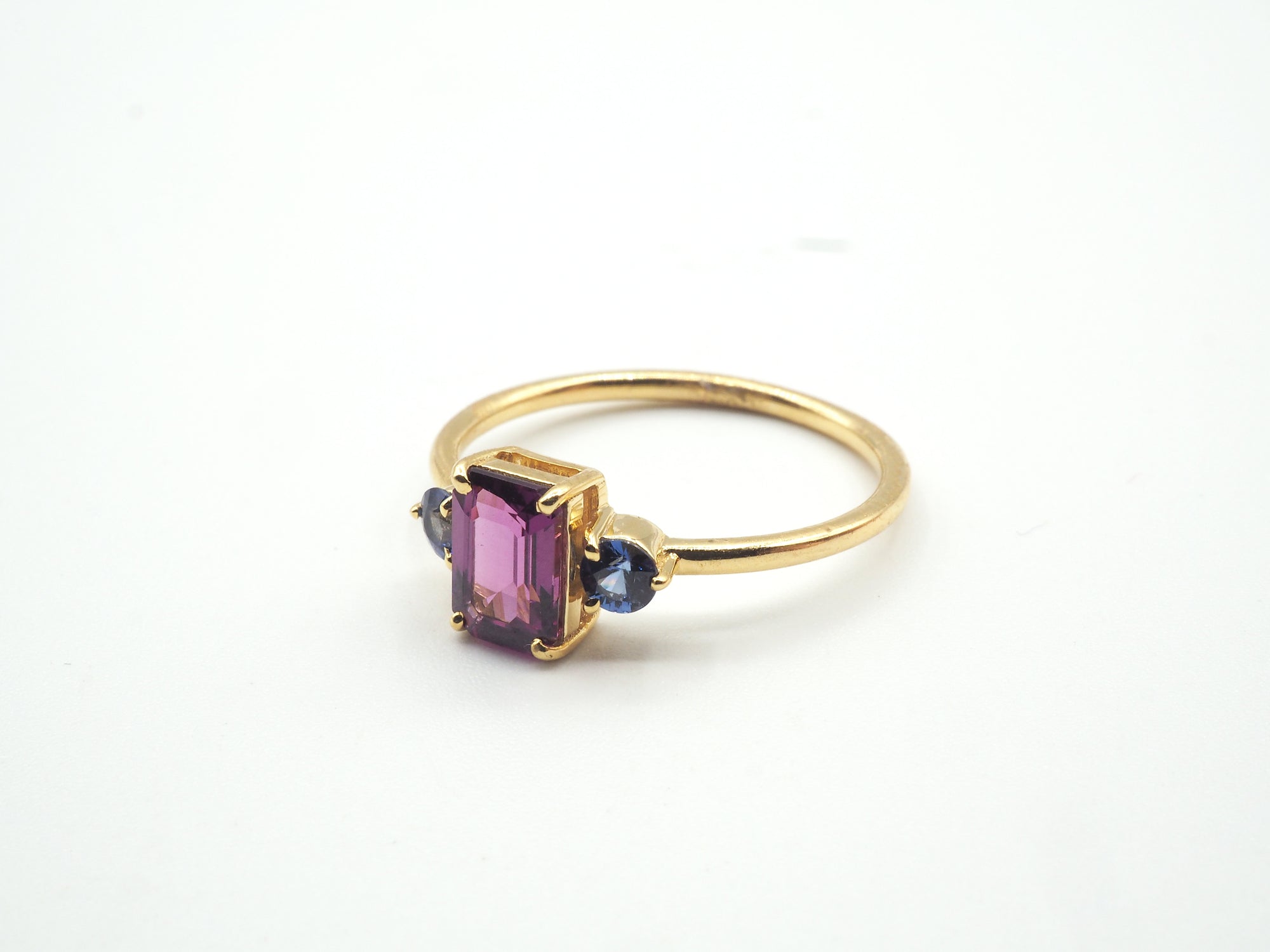 18k Yellow Gold Purple Garnet and Blue Sapphire Ring