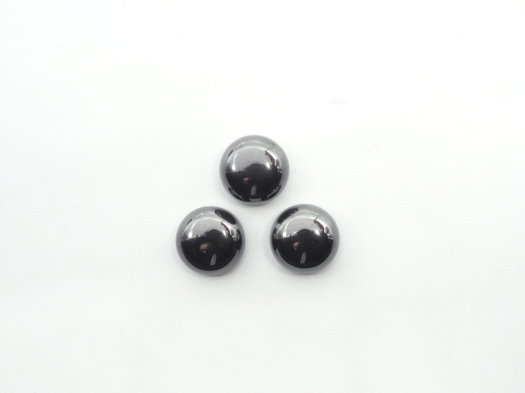 Hematite Round Cabs 10mm, Approximately 22.61 Carat