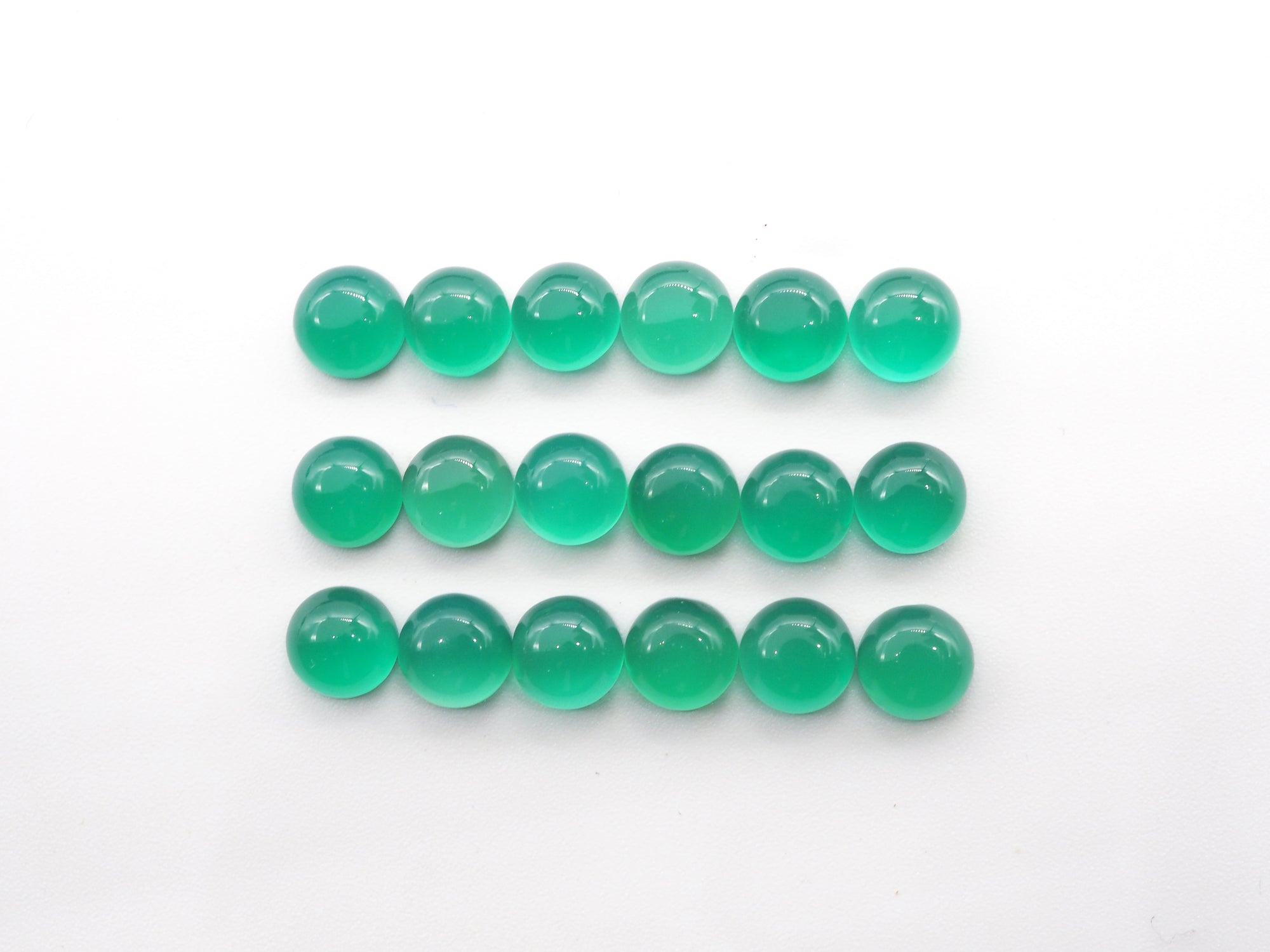 Green Onyx Round cabs 6mm  Approximately 16.45 Carat