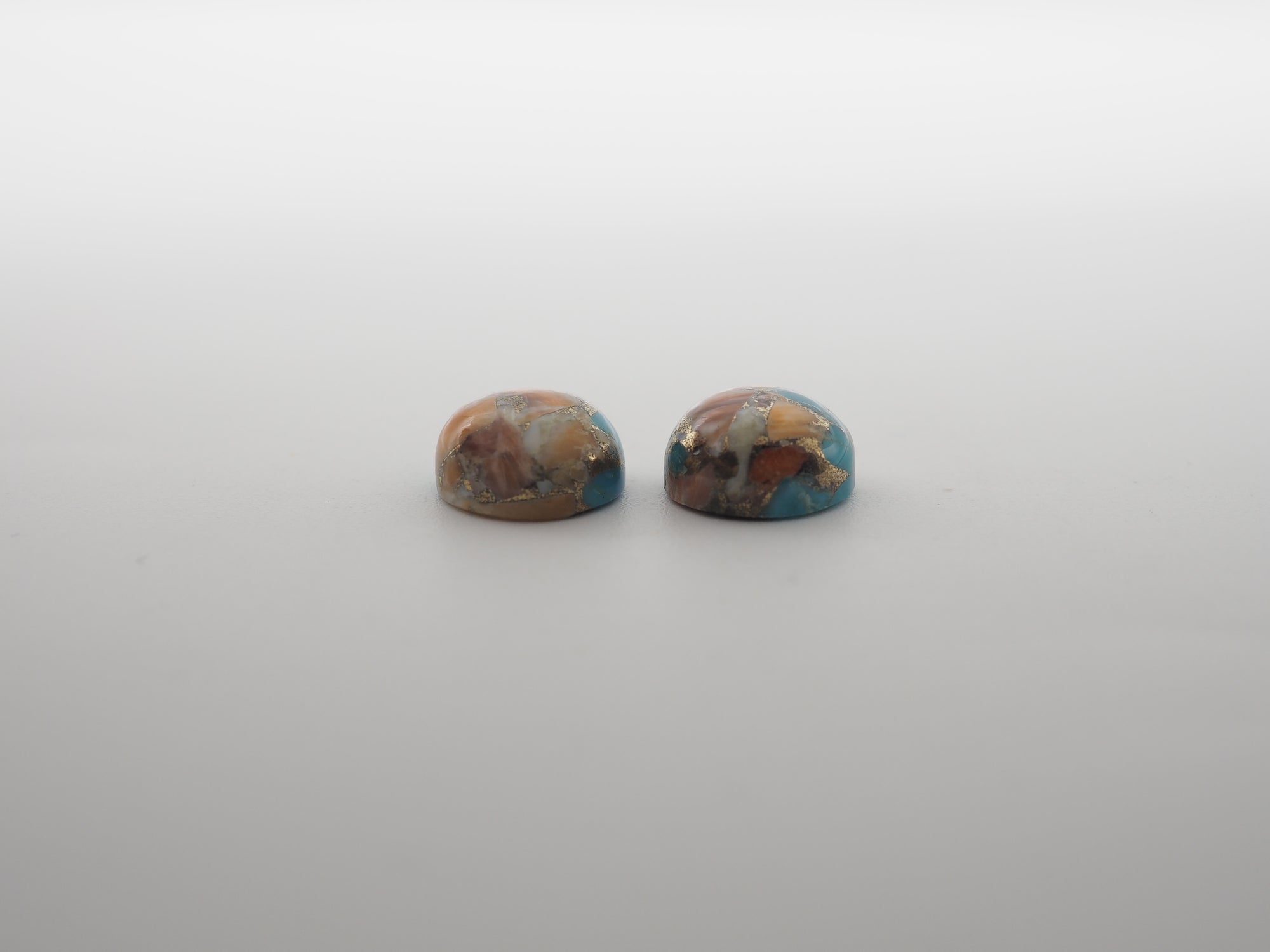 Oyster Copper Turquoise Cabochon Round 10mm Approximately 9.3 Carat (GTG-OT-20)