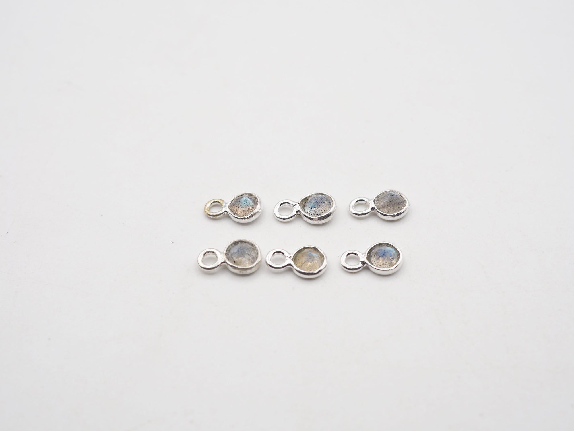 Labradorite Silver Bezel 4mm, Single Connector, Labradorite Charm