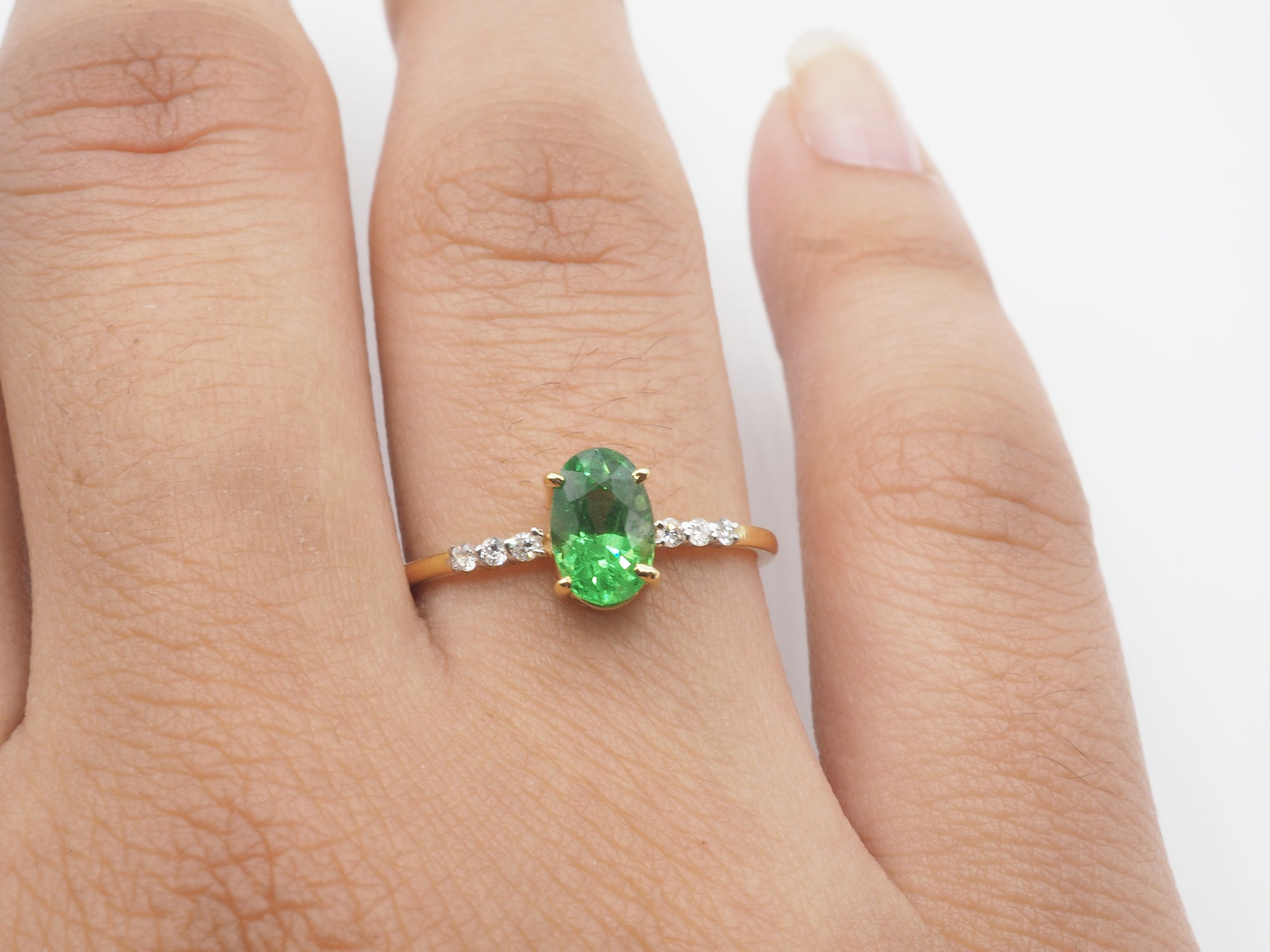 18K Yellow Gold Tsavorite Garnet with diamond  Ring