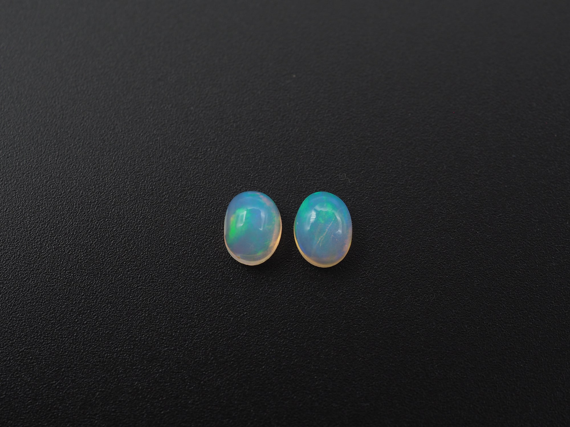 Ethiopian Opal Oval Shape 8x6 mm  Approximately 1.73 Carat , 2 Pieces (GTG-OP-169)