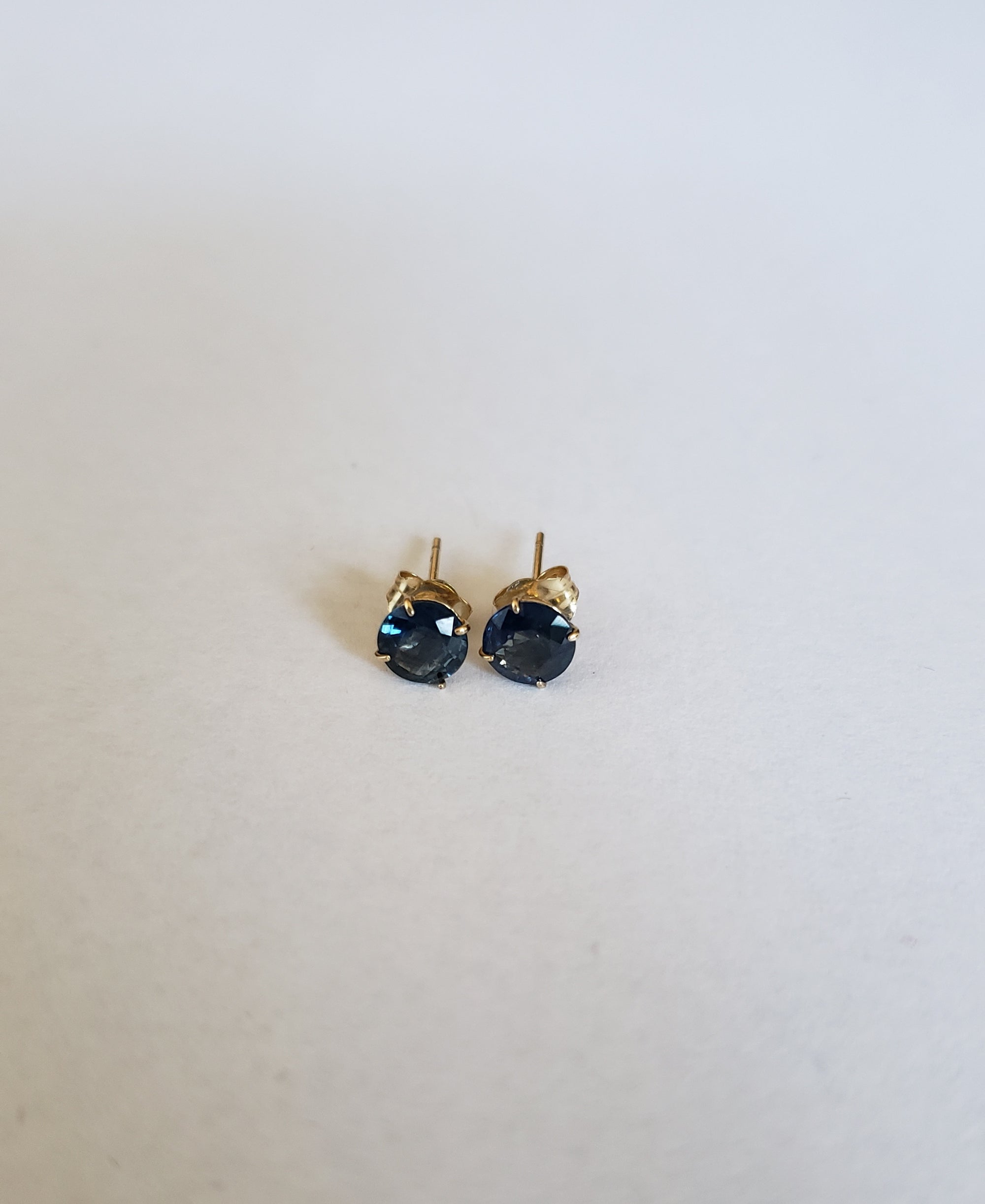 14K Yellow Gold Blue Sapphire 5mm Stud, Birthstone Stud
