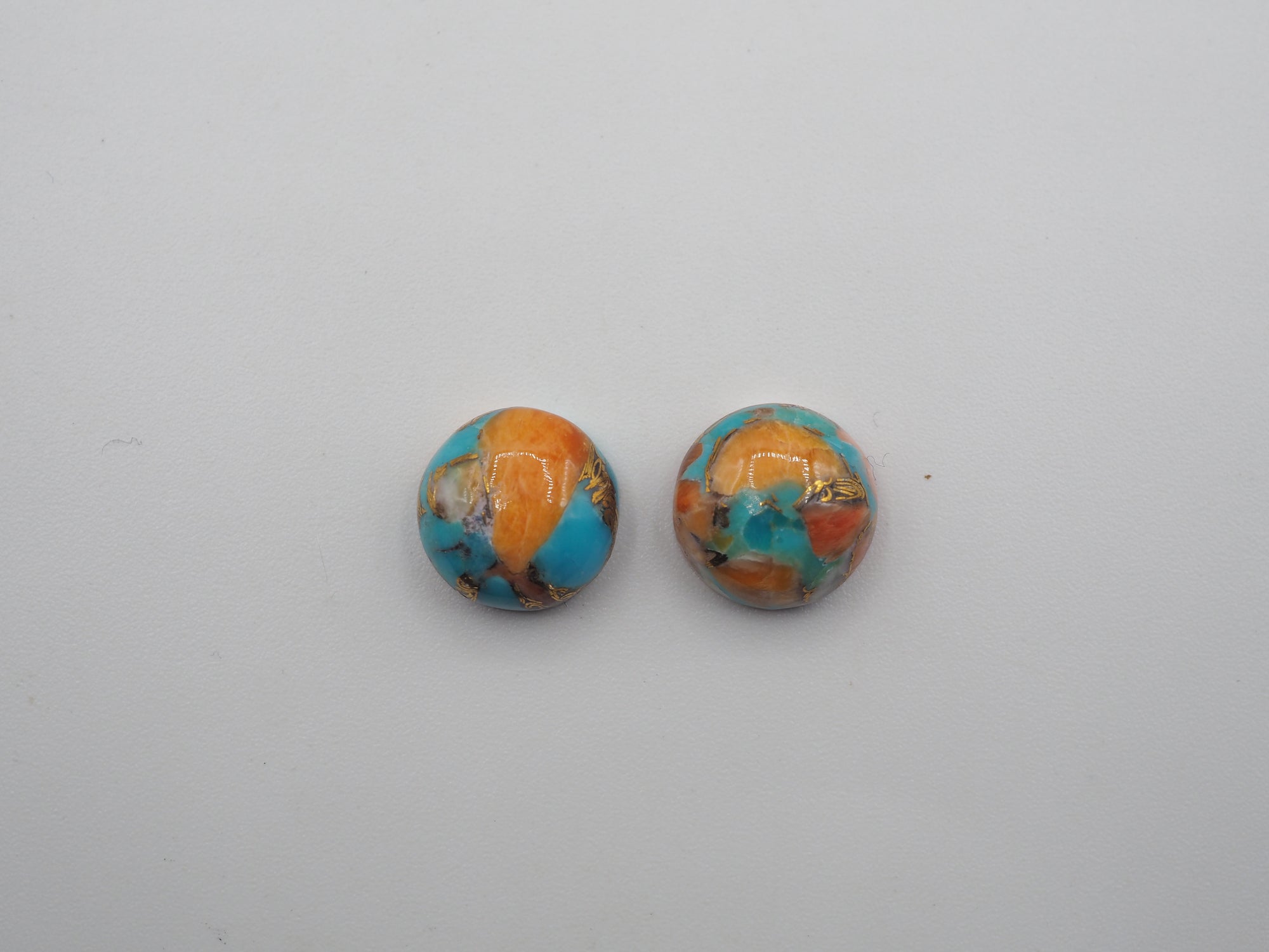Oyster Copper Turquoise Cabs Round 10mm Approximately 9.0 Carat