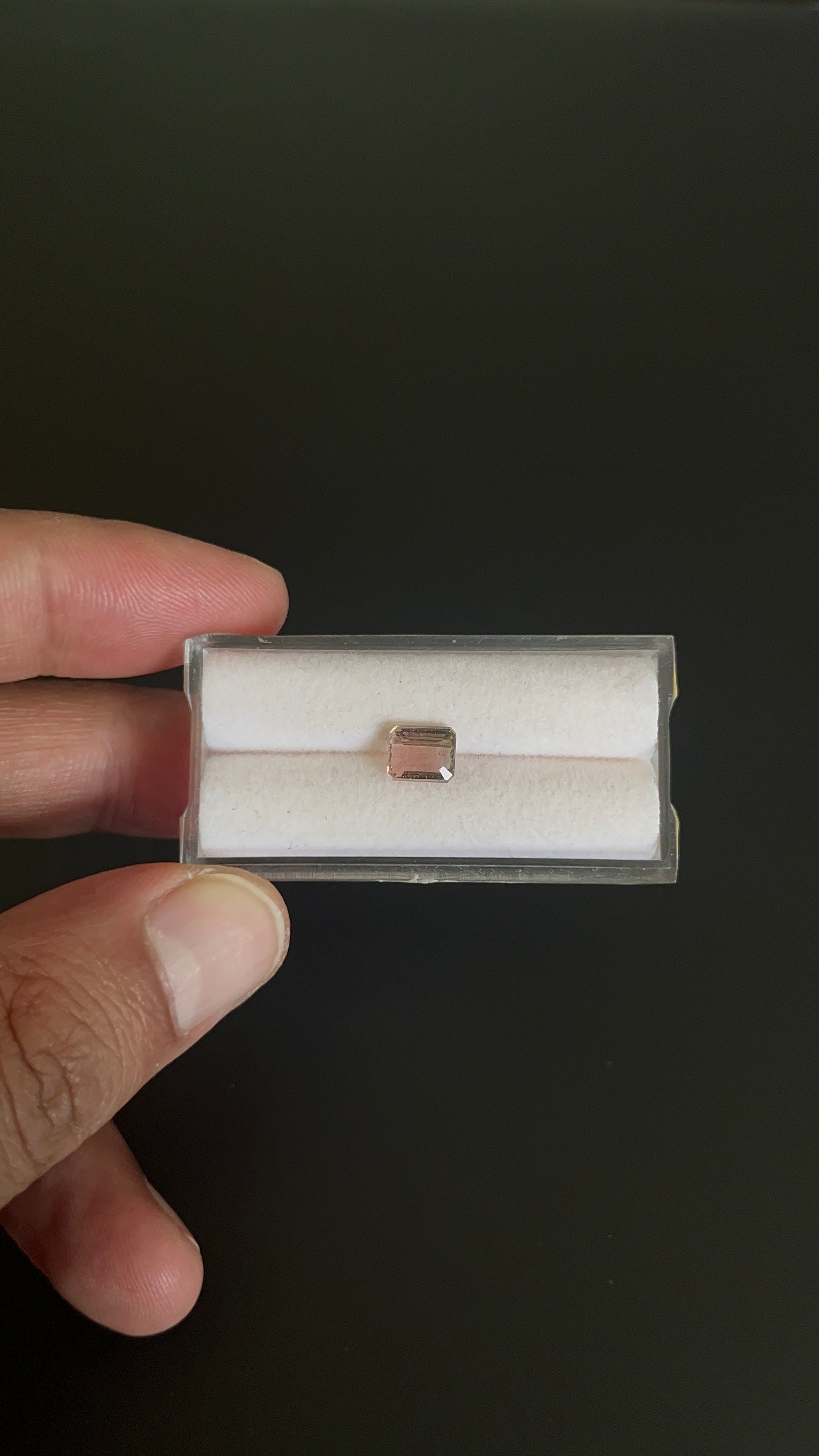 Tourmaline, Faceted Rectangle Shape 6.50x 5.5 x 3.5 mm  Approximately 1.17 Carat (GTG-TOU-77)