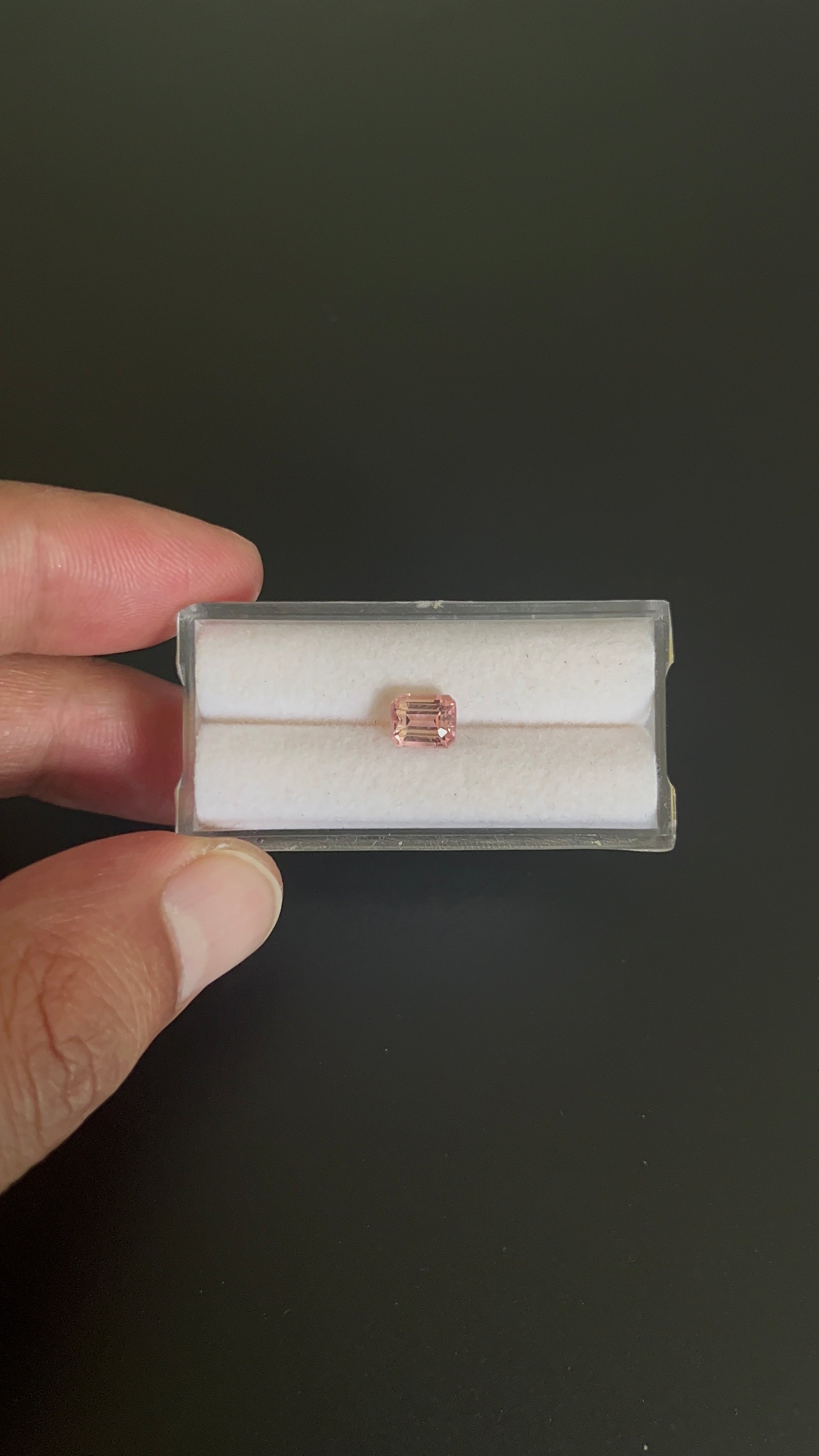 Tourmaline, Faceted Rectangle Shape  6.5 x 5.0 x 4.5mm   Approximately 1.25 Carat (GTG-TOU-96)